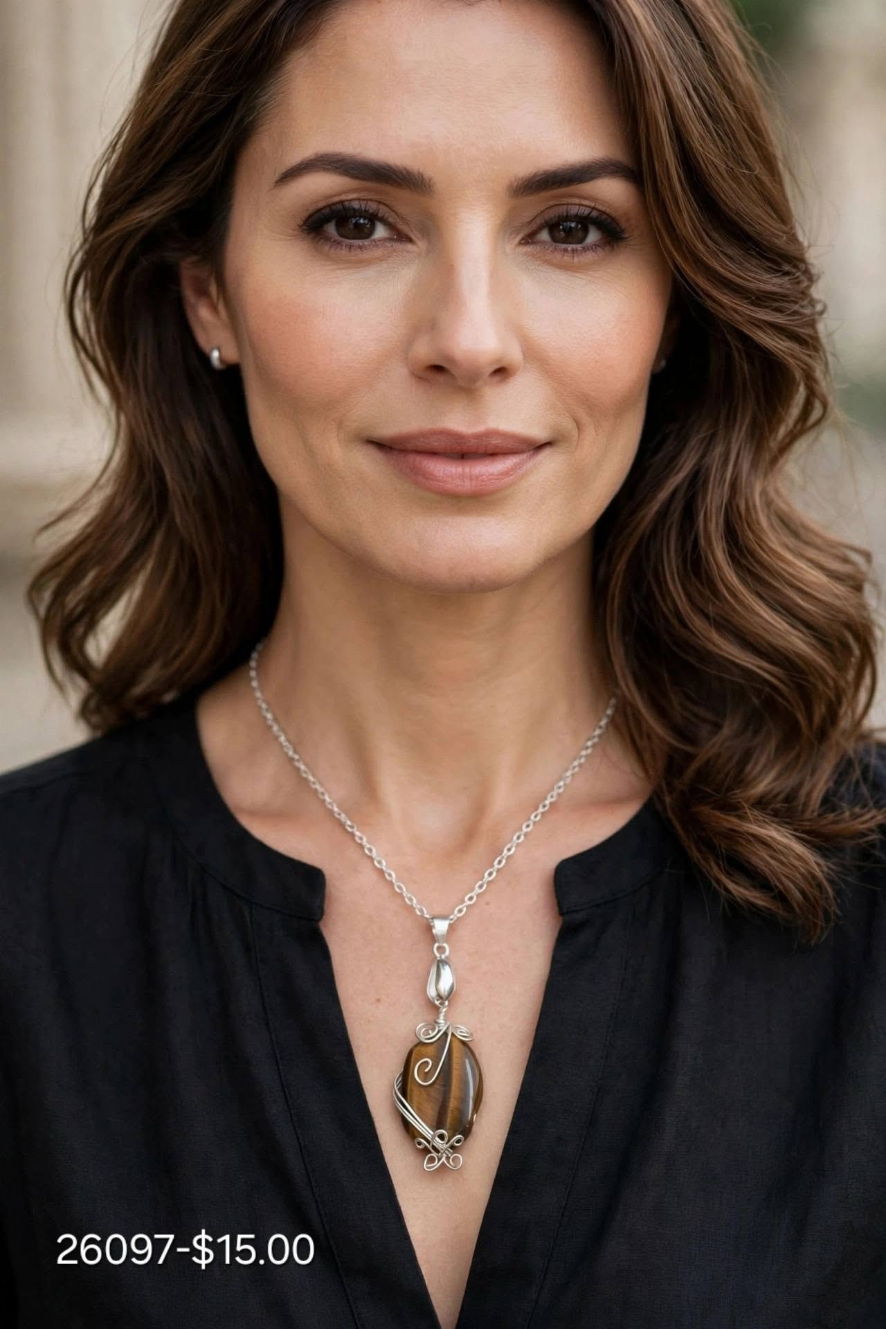 Gold Pendant Necklace